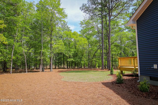 103 Bexley Court, West End, NC 27376