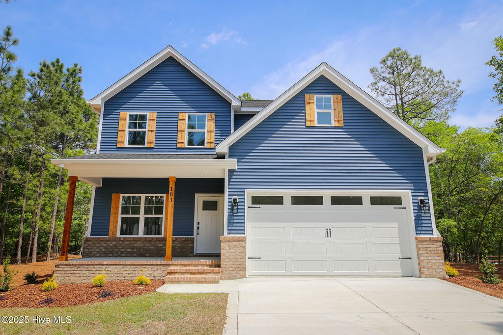 103 Bexley Court, West End, NC 27376