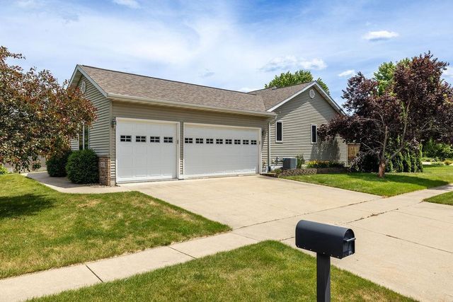 209 MORNINGSIDE DRIVE, Deerfield, WI 53531
