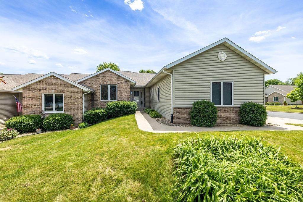 209 MORNINGSIDE DRIVE, Deerfield, WI 53531