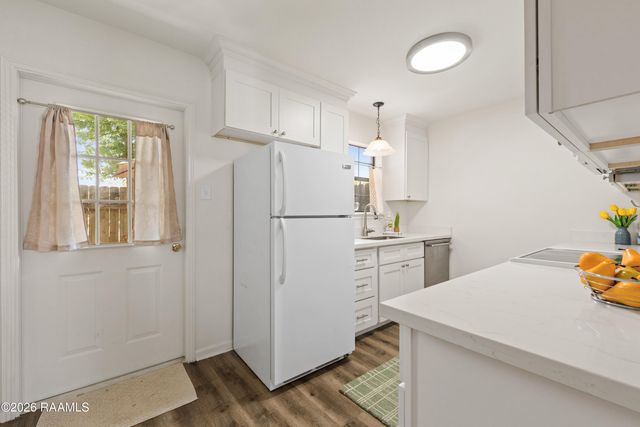 100 Winchester Drive 802, Lafayette, LA 70506