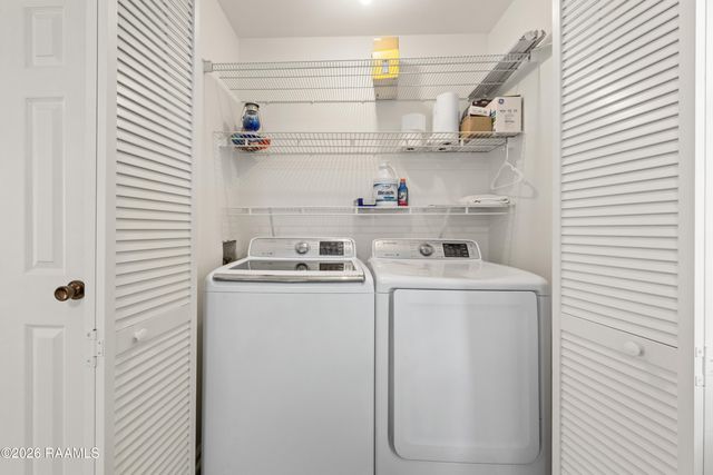 100 Winchester Drive 802, Lafayette, LA 70506