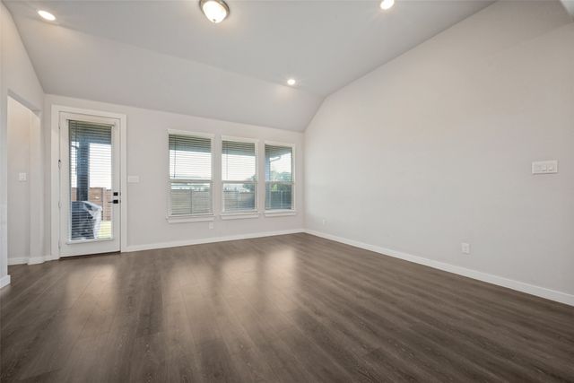 1234 Stagecoach Trail, Justin, TX 76247