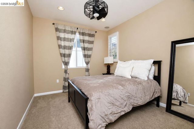 806 Queen Palm Ln, Brentwood, CA 94513
