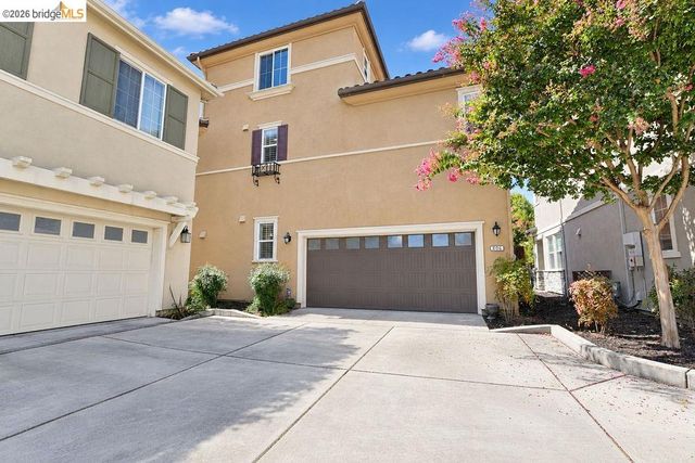 806 Queen Palm Ln, Brentwood, CA 94513
