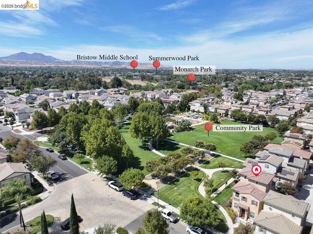 806 Queen Palm Ln, Brentwood, CA 94513