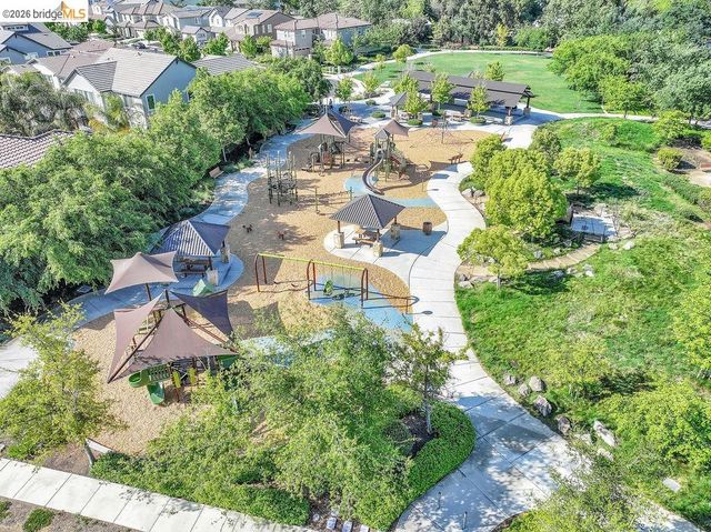 806 Queen Palm Ln, Brentwood, CA 94513