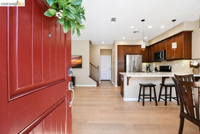 806 Queen Palm Ln, Brentwood, CA 94513