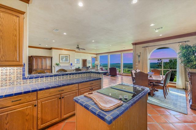 501 Brinkley DR, Wimberley, TX 78676