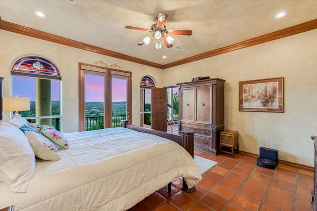 501 Brinkley DR, Wimberley, TX 78676