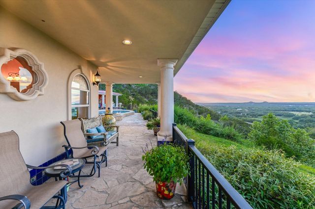 501 Brinkley DR, Wimberley, TX 78676