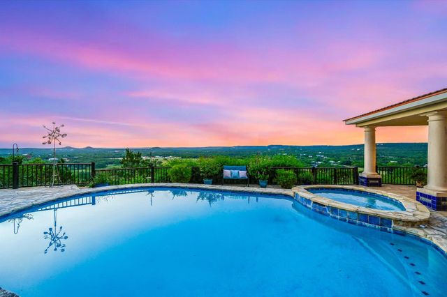 501 Brinkley DR, Wimberley, TX 78676