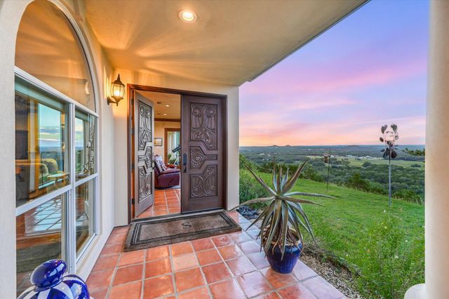 501 Brinkley DR, Wimberley, TX 78676