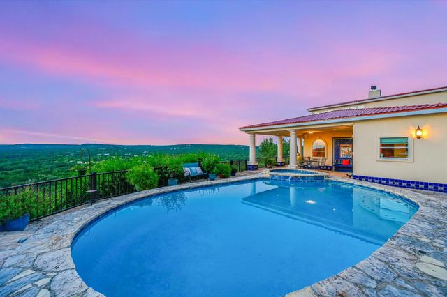 501 Brinkley DR, Wimberley, TX 78676
