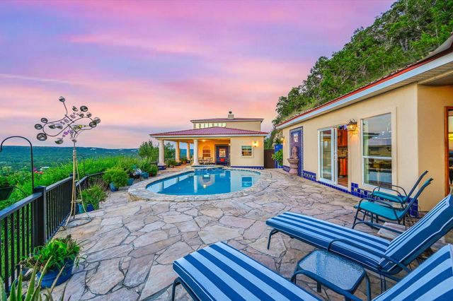 501 Brinkley DR, Wimberley, TX 78676