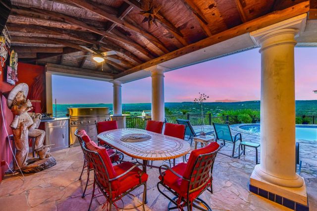 501 Brinkley DR, Wimberley, TX 78676