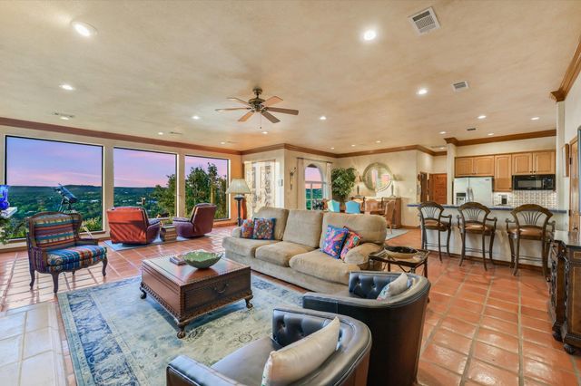 501 Brinkley DR, Wimberley, TX 78676
