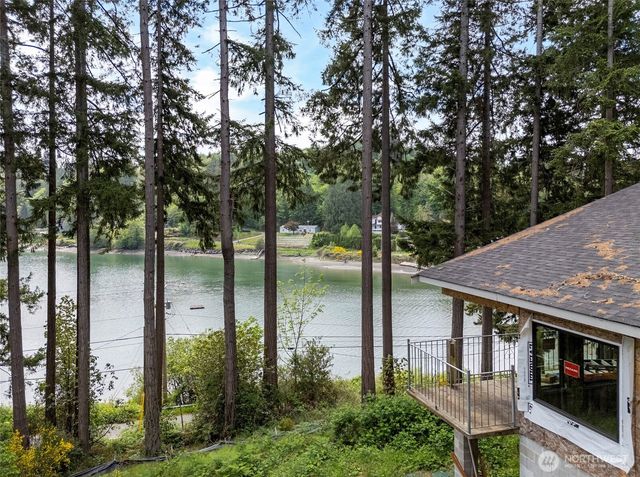 9715 148th Avenue NW, Gig Harbor, WA 98329