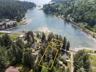 9715 148th Avenue NW, Gig Harbor, WA 98329