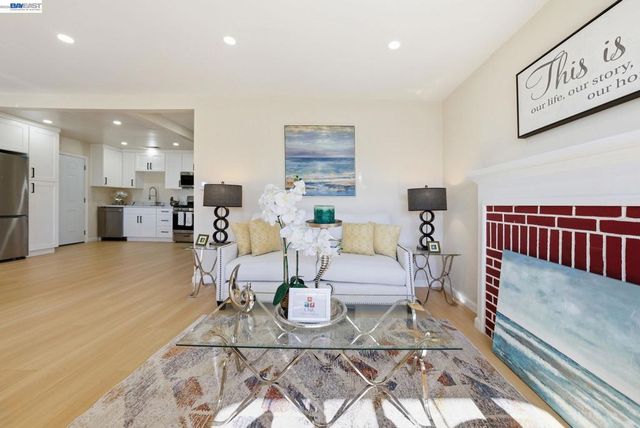 24834 Joyce St, Hayward, CA 94544