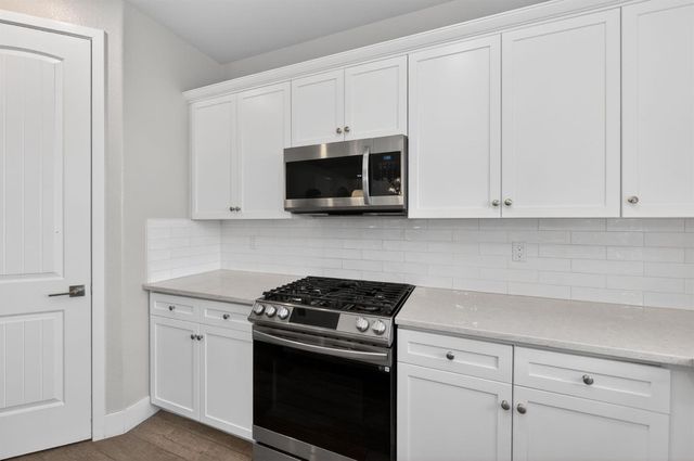 2997 Trenton Avenue, Clovis, CA 93619