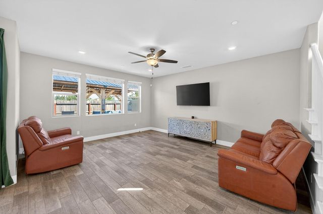 2997 Trenton Avenue, Clovis, CA 93619