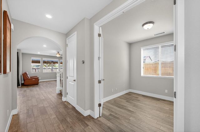 2997 Trenton Avenue, Clovis, CA 93619