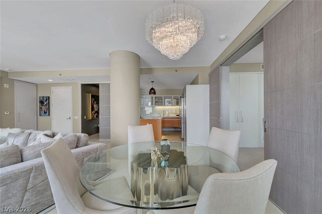 3722 South Las Vegas Boulevard 807, Las Vegas, NV 89158