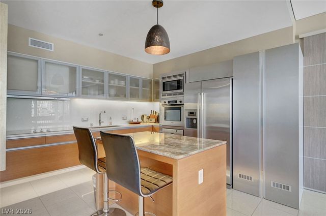 3722 South Las Vegas Boulevard 807, Las Vegas, NV 89158