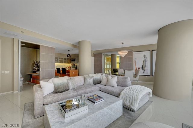 3722 South Las Vegas Boulevard 807, Las Vegas, NV 89158
