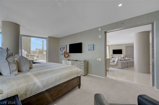 3722 South Las Vegas Boulevard 807, Las Vegas, NV 89158