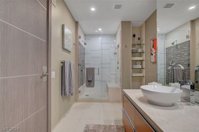 3722 South Las Vegas Boulevard 807, Las Vegas, NV 89158