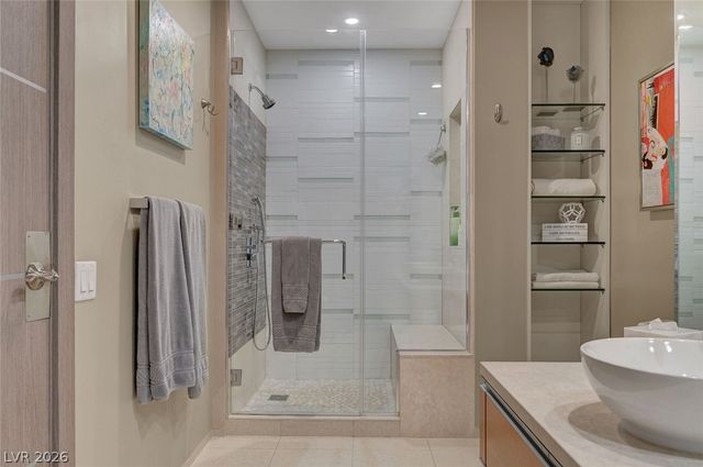 3722 South Las Vegas Boulevard 807, Las Vegas, NV 89158