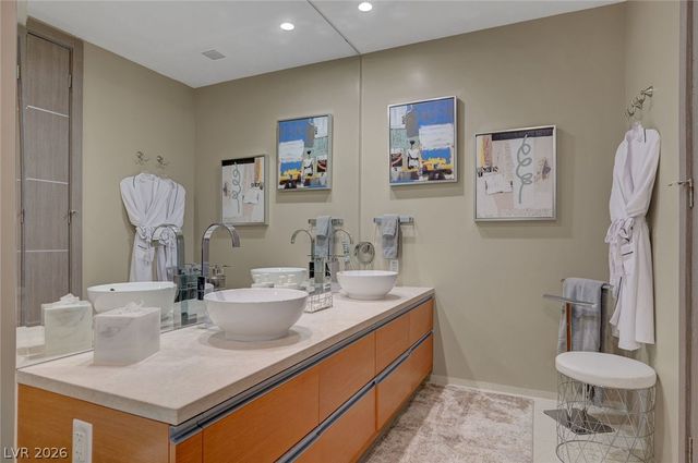 3722 South Las Vegas Boulevard 807, Las Vegas, NV 89158