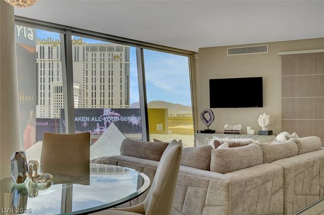 3722 South Las Vegas Boulevard 807, Las Vegas, NV 89158