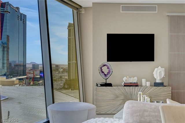 3722 South Las Vegas Boulevard 807, Las Vegas, NV 89158