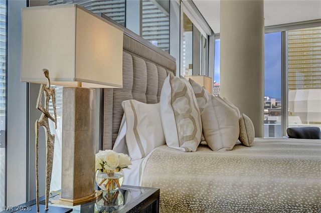 3722 South Las Vegas Boulevard 807, Las Vegas, NV 89158