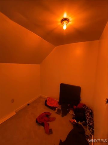 66 Selkirk Street, Buffalo, NY 14210