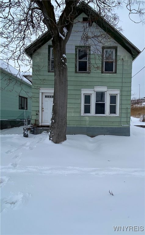 66 Selkirk Street, Buffalo, NY 14210