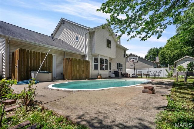 3209 Tanglebrook Drive, Shiloh, IL 62221