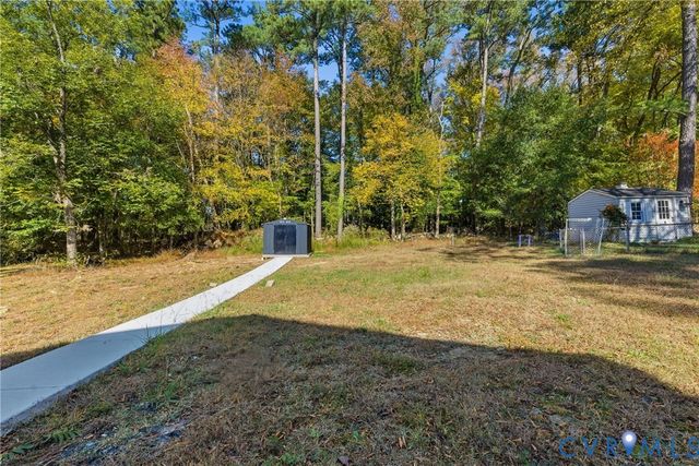 3401 Sussex Dr, Hopewell, VA 23860
