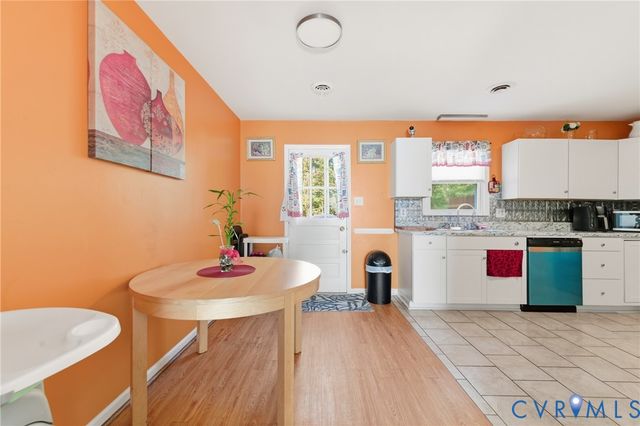 3401 Sussex Dr, Hopewell, VA 23860
