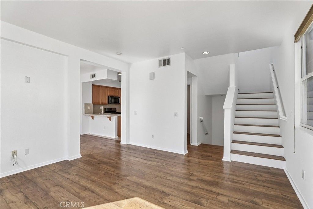 500 N Willowbrook K-8, Compton, CA 90220 — photo 3
