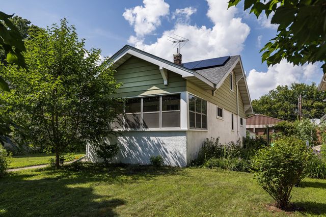 1363 Hewitt Avenue, Saint Paul, MN 55104