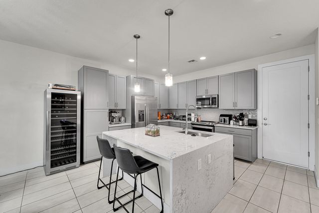 1410 SW 4th Avenue 1410, Fort Lauderdale, FL 33315