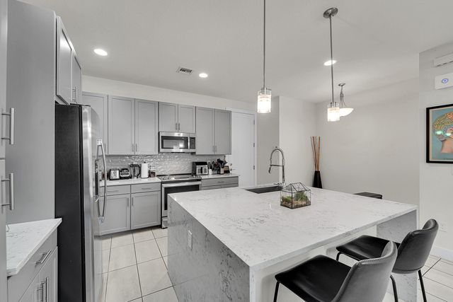 1410 SW 4th Avenue 1410, Fort Lauderdale, FL 33315