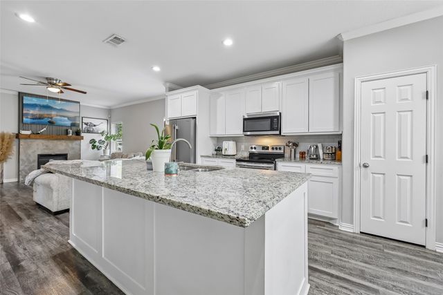 909 S Frances Street A, Terrell, TX 75160
