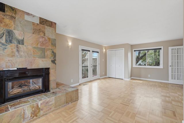 1506 Ridgecrest Drive SE, Albuquerque, NM 87108