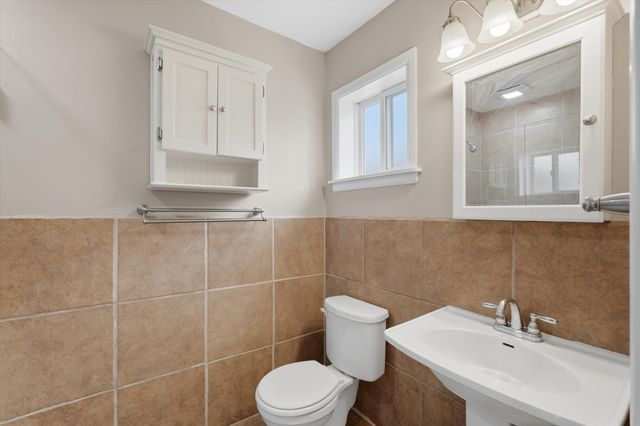 1506 Ridgecrest Drive SE, Albuquerque, NM 87108