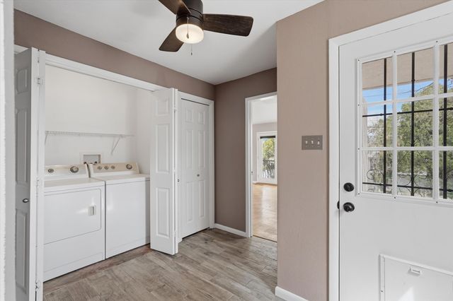 1506 Ridgecrest Drive SE, Albuquerque, NM 87108